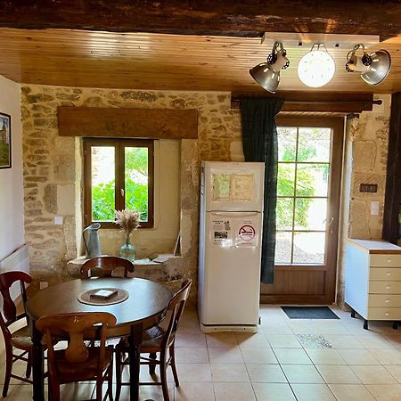 La Vieille Ferme: Superbe Complexe De 3 Gites En Pierre Avec Piscine Au Coeur Du Perigord Noir Saint-Genies Экстерьер фото