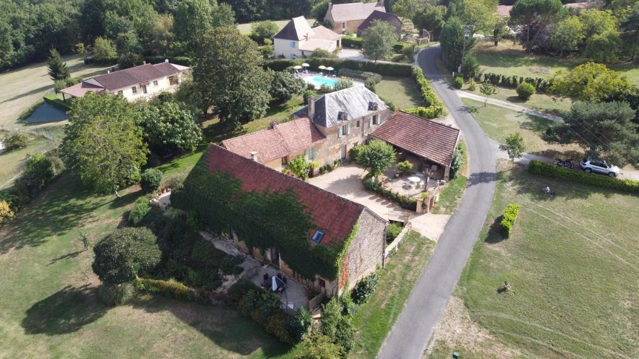 La Vieille Ferme: Superbe Complexe De 3 Gites En Pierre Avec Piscine Au Coeur Du Perigord Noir Saint-Genies Экстерьер фото